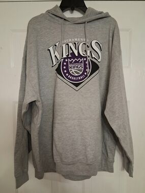 NBA Sacramento Kings Gray Hoodie with Purple Logo Men's Size 2XL